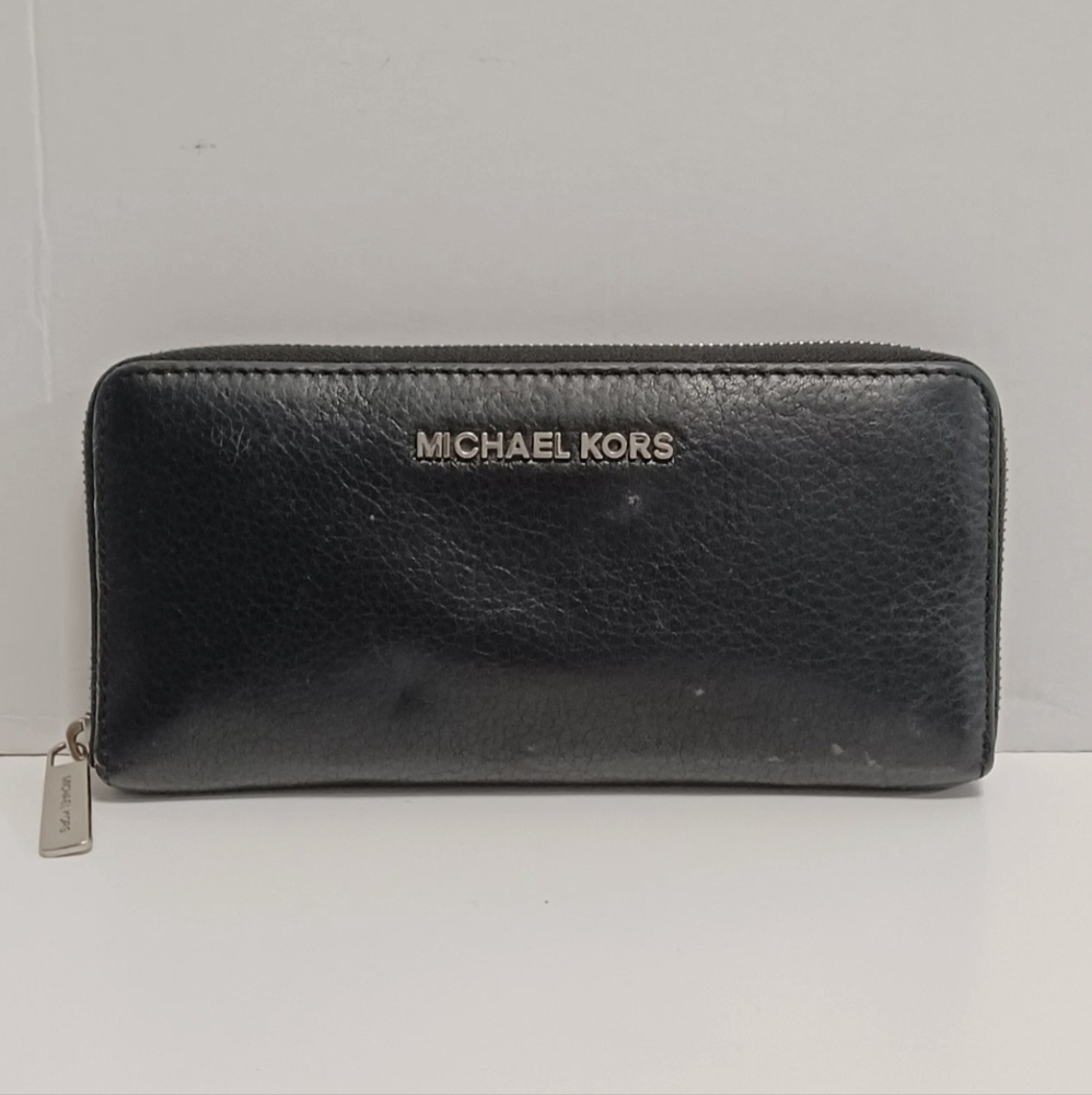 Michael Kors Zip Around Leather Wallet, Black E-1308